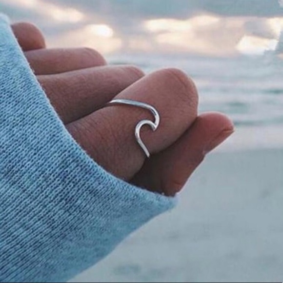 Jewelry - Silver Ocean Wave Summer Trendy Ring